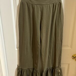 Matilda Jane Olive Green Capris